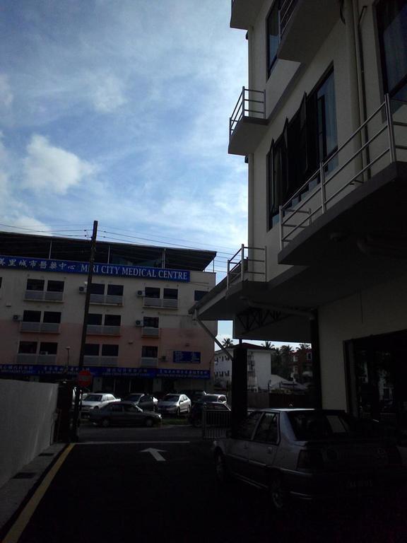 101 Hotel 2*